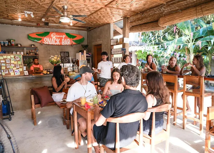 Sinag Hostel (Adults Only) General Luna 